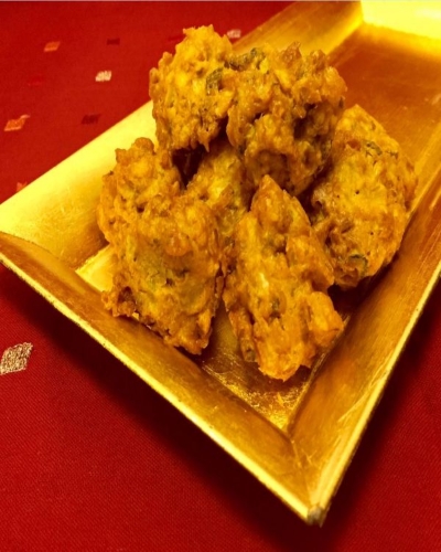 Picture of FROZEN PK VEGETABLE PAKORA 1X2KG WITH TOMATO & CHILLI DIP