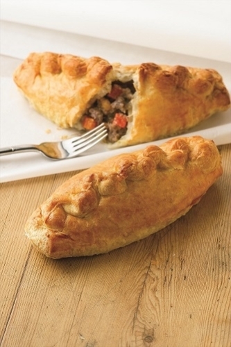 Picture of FROZEN WRIGHTS BEEF & VEGETABLE PASTIES 30X216G